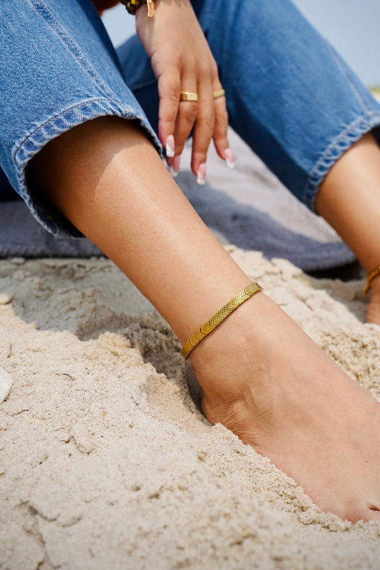 Angelus Cornu Anklet